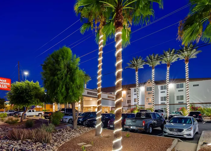 Hotel La Quinta & By Wyndham Downtown - Route 66